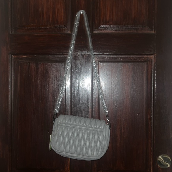 Badgley Mischka Grey Quilted Bag - Picture 4 of 7